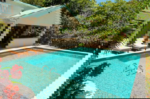 Photo 26 - Large Oceanfront Villa With Pool Close to Village