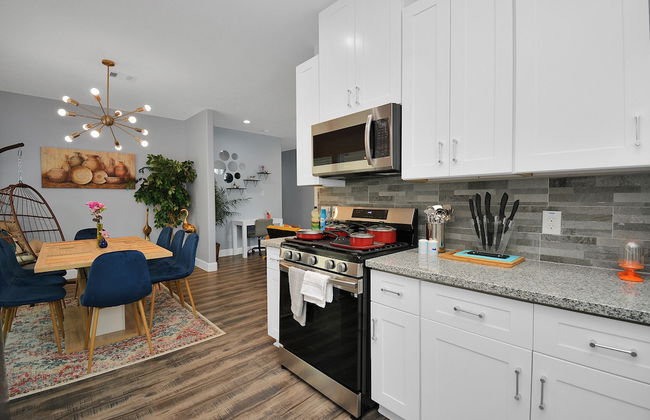Cozy Retreat Near NRG Stadium, Free parking, Wi Fi - Foto 26
