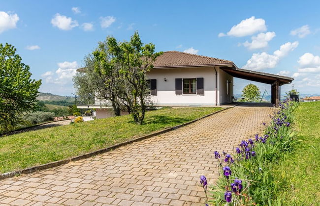 Panorama Villa Nestled Among the Vineyards Langhe - Foto 30