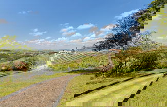 Foto 2 - Panorama Villa Nestled Among the Vineyards Langhe