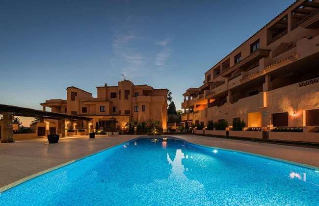 Royal Marbella Resort, Pool, Golf, Beach & Bars - Photo 13