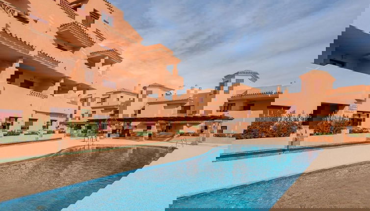 Foto 1 - Royal Marbella Resort, Pool, Golf, Beach & Bars