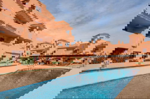 Foto 1 - Royal Marbella Resort, Pool, Golf, Beach & Bars