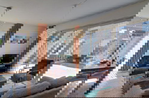 Foto 58 - Luxury Apartment in a Residence Right on the Boulevard and the Beach