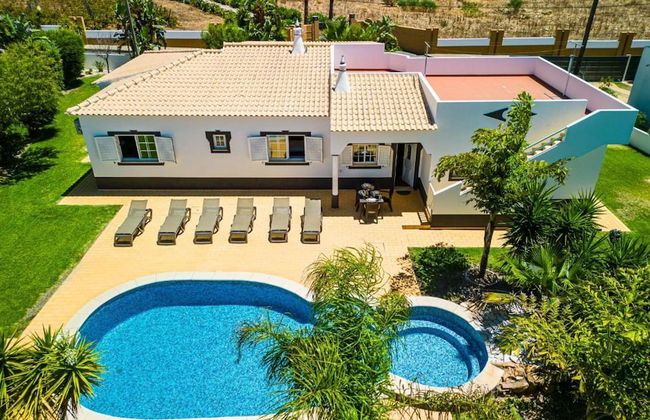 Casa Amendoeira Large Private Pool Wifi - Photo 1