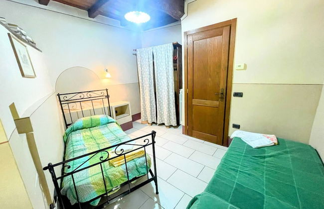 Spoleto Poolside - Sleeps 24 - Foto 24