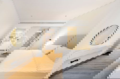 Photo 1 - Modern Living 1BR Heart of Citywalk B12