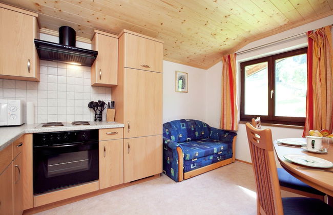 Charming Holiday Home in Huttau With Barbecue - Foto 8
