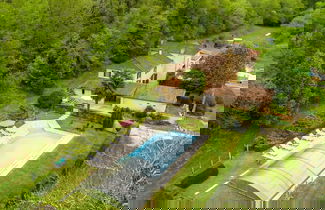 Foto 1 - Chic Holiday Home in Siorac-en-perigord With