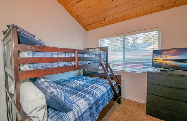 Brown Bear Lodge - Photo 4