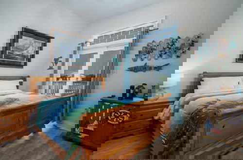 Foto 6 - Courageous Beach House Suite D