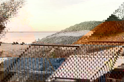 Foto 15 - Ekas Beach View Villa