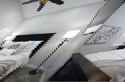 Photo 2 - Destination #02