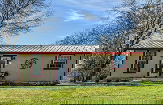 Foto 1 - Wagon Wheel Cottage Couples Getaway in the Country