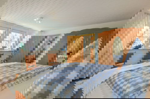 Photo 7 - Charming Apartment in Weissenbrunn Near Forest