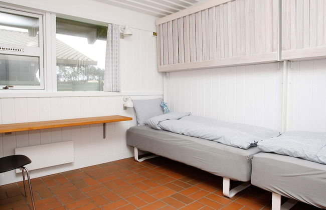 6 Person Holiday Home on a Holiday Park in Gilleleje - Foto 64