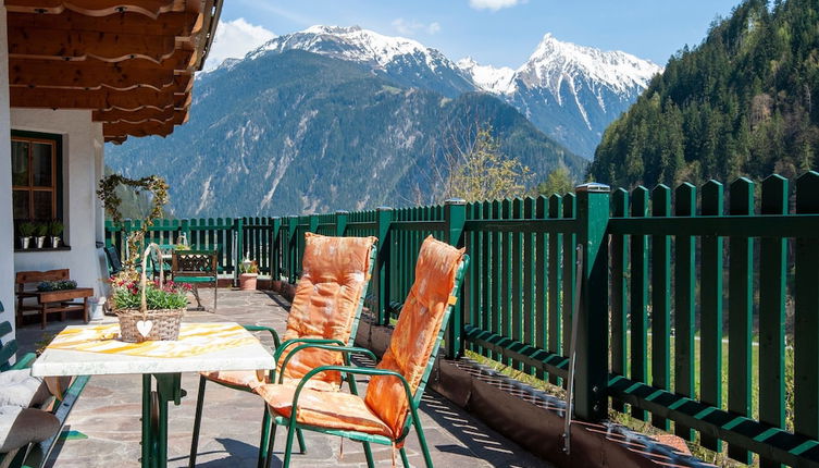 Photo 1 - Apartment in Mayrhofen With Terrace