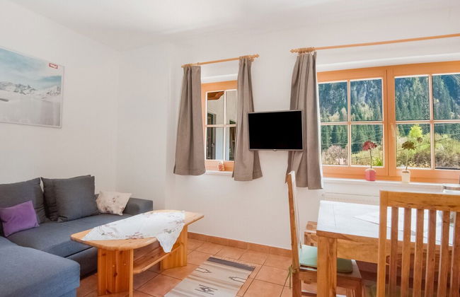 Comfortable Apartment in Mayrhofen With Garden - Photo 35