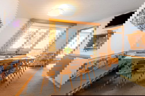 Foto 31 - Large Holiday Apartment With Large Balcony in Kappl