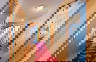 Foto 3 - Large Holiday Apartment With Large Balcony in Kappl