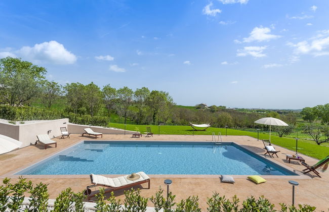 Inviting Holiday Home in San Costanzo With Swimming Pool - Foto 31
