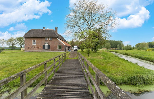 Comfortable Holiday Home in Voorst in a Tranquil Location - Foto 2