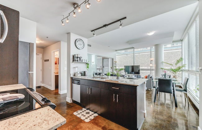Luxury Condo Steps From Stampede Park - Foto 12