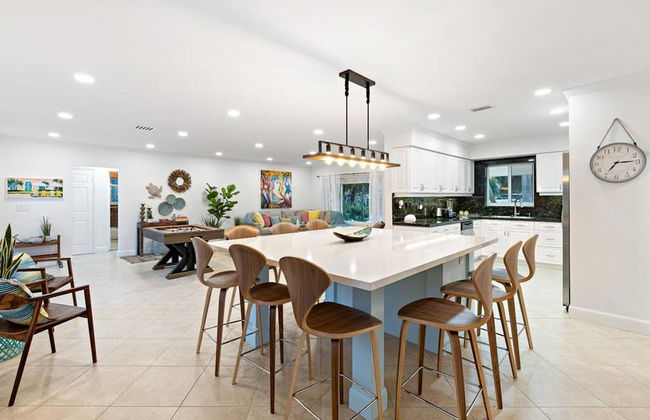 Walking Distance to the Beach 3Br House With Pool - Foto 19