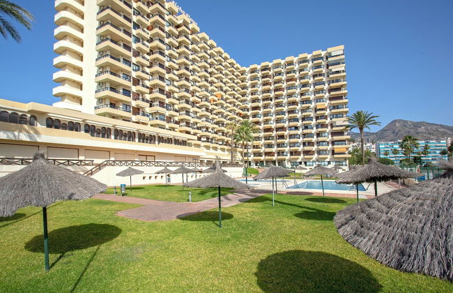 Sunstay Aloha Playa Benalmadena - Photo 19