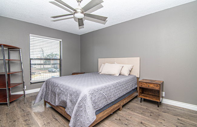 Midland Condo With Pool - Foto 2