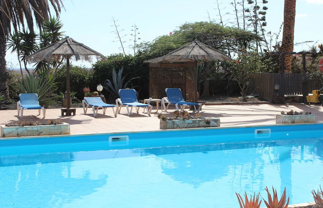 Rustic 1-bed Bungalow in Parque Holandés - Foto 15