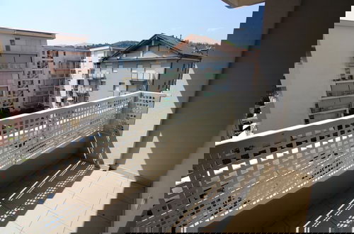 Foto 5 - Santi Apartment Few Min From Lake