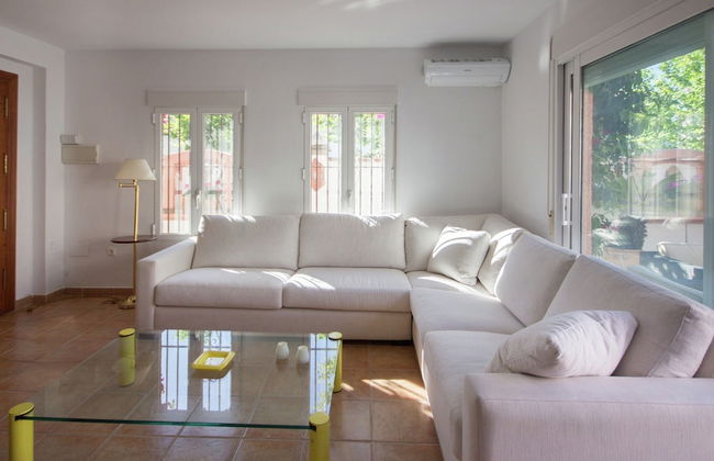 Charming Holiday Home Near Seabeach in La Cala de Mijas With Private Terrace - Foto 12