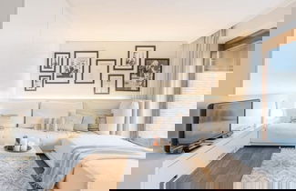 Foto 1 - Modern Apartment With Terraces and Parking
