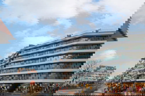 Foto 40 - Modern Apartment With Terraces and Parking