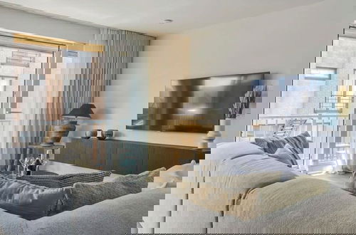 Foto 13 - Stunning Modern Apartment With Large Terrace