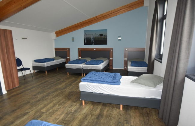 Holiday Home for Group With Sauna and Pool - Foto 6