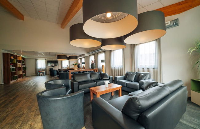 Holiday Home for Group With Sauna and Pool - Foto 13