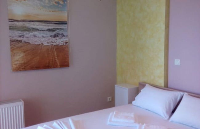 Vibrant Apartment in Rafina With Garden - Foto 4