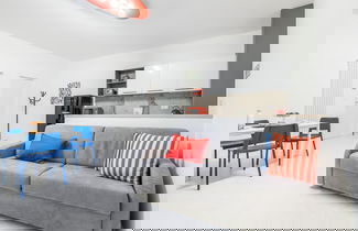 Photo 1 - Chic Pop Apartment in Livorno