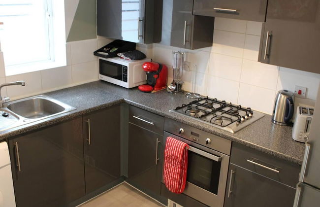 Apartment - Sleeps 4 - Garden - Parking - Foto 4