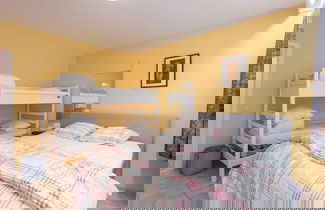 Foto 3 - Cozy Apartment in Central Location