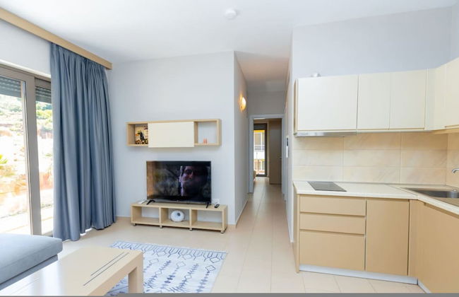 The Coastal Apartment - Photo 15