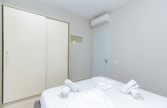 The Coastal Apartment - Photo 19