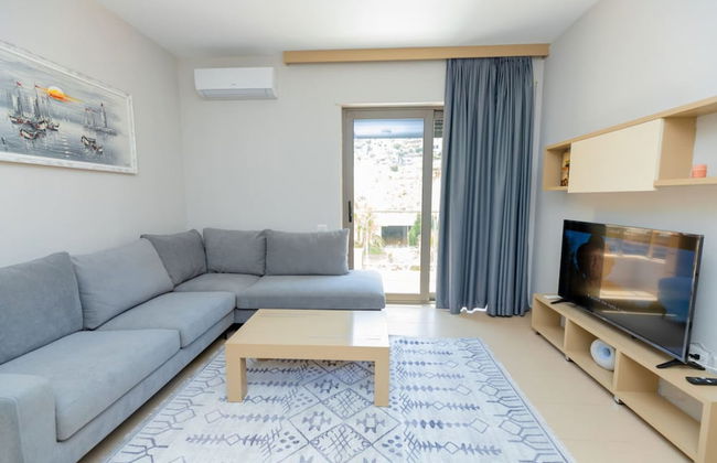The Coastal Apartment - Photo 10