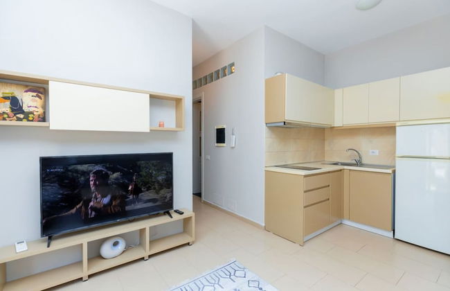 The Coastal Apartment - Photo 8