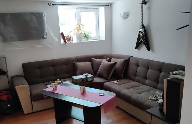 2 Bed Villa - Sleeps 7 - Private Garden - Parking - Foto 6