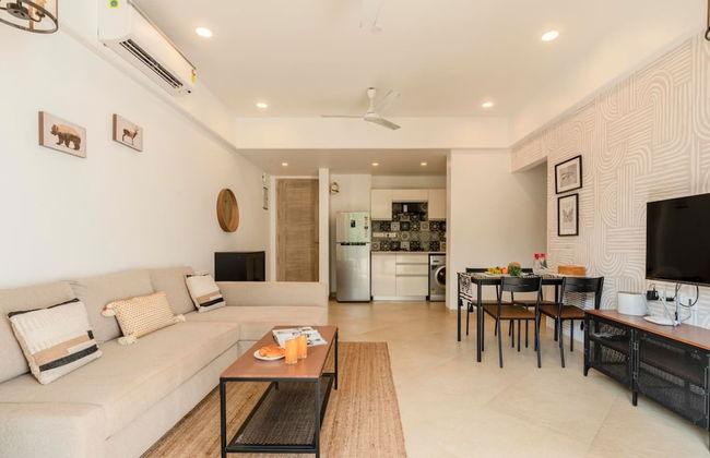 Sunny 1BR Retreat Steps From Candolim Beach - Foto 7