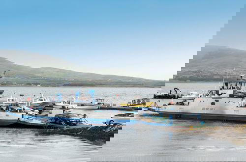 Foto 19 - Luxury 4 Bedroom Holiday Home Overlooking the sea on Valentia Island