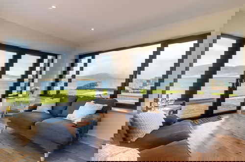 Foto 16 - Luxury 4 Bedroom Holiday Home Overlooking the sea on Valentia Island